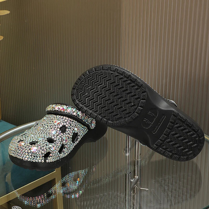 Women Summer Luxury Slippers Rhinestone Decoration Sandals Beach Slides Flip Flop Soft Fashion Casual Shoes