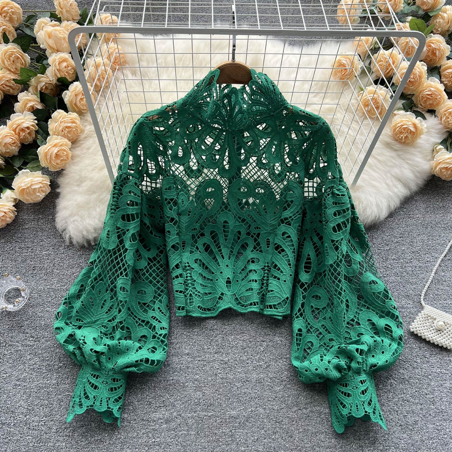 Design sense lace hollow out western-style standing collar with bubble sleeves, loose and sexy short shirt