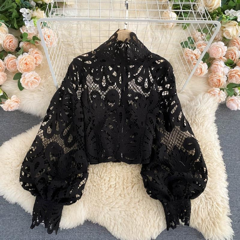 Design sense lace hollow out western-style standing collar with bubble sleeves, loose and sexy short shirt