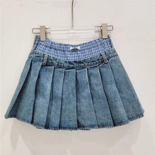 Design sense, contrasting color splicing, spicy girl denim pleated skirt, women's high waisted A-line short skirt