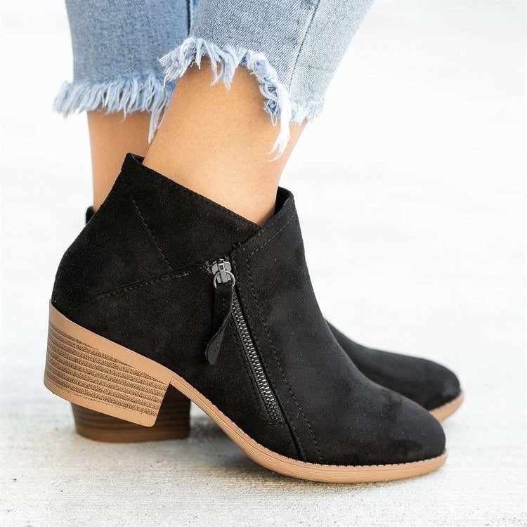 Autumn and Winter New Large Suede Martin Boots Women's Thick Heel Side Zipper Women's Short Boots