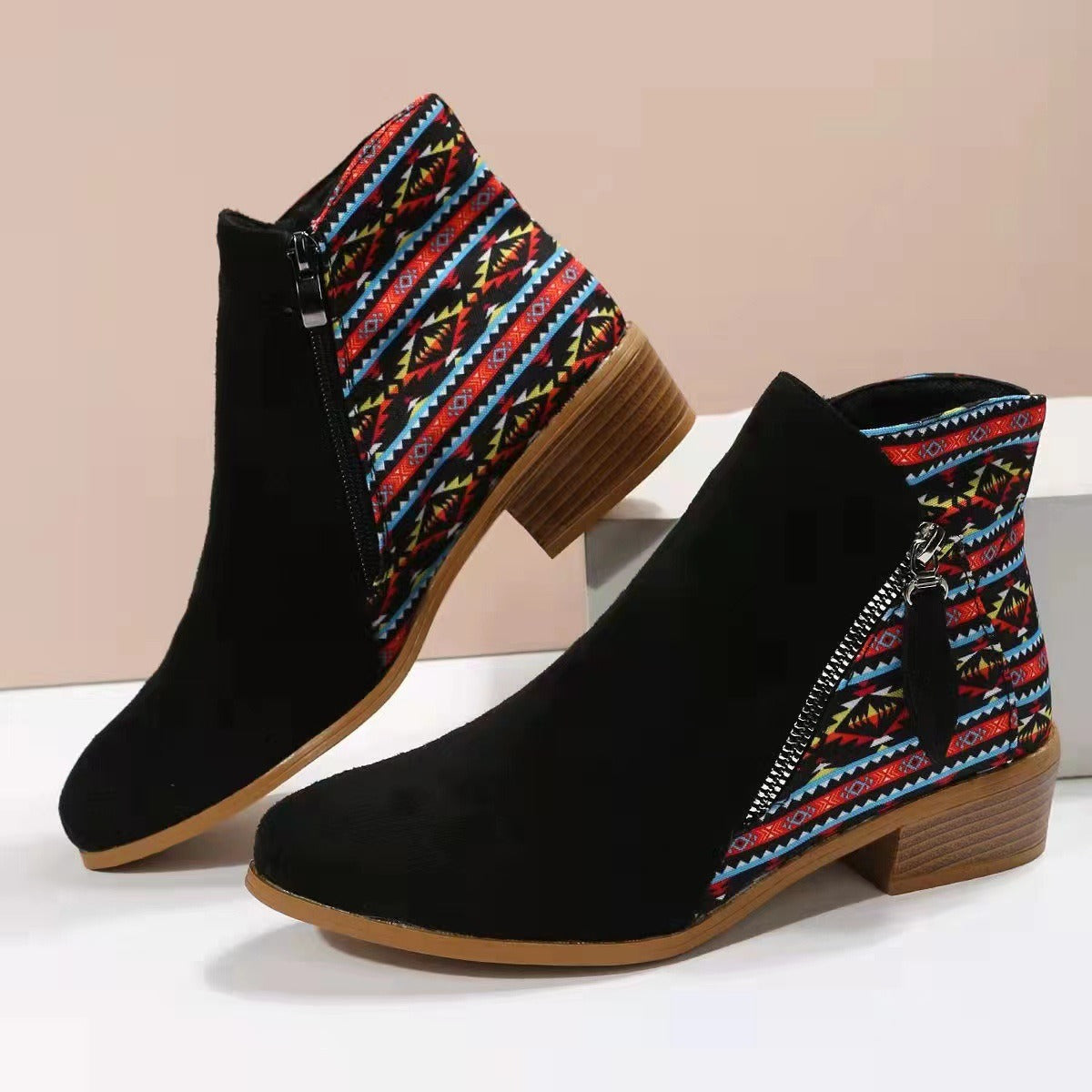 Autumn and Winter New Large Suede Martin Boots Women's Thick Heel Side Zipper Women's Short Boots